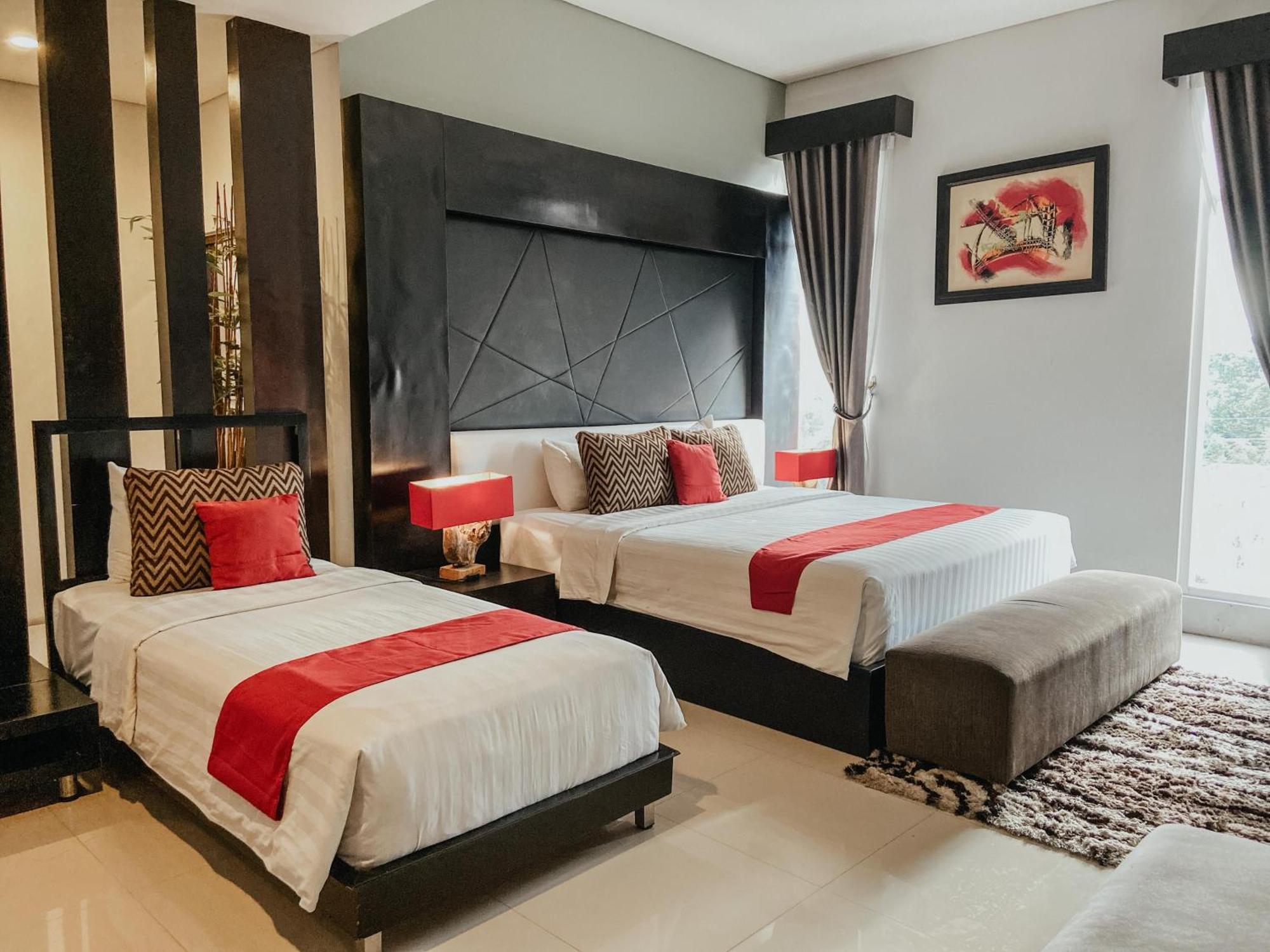 Prima Sr Hotel & Convention Yogyakarta Sleman  Dış mekan fotoğraf
