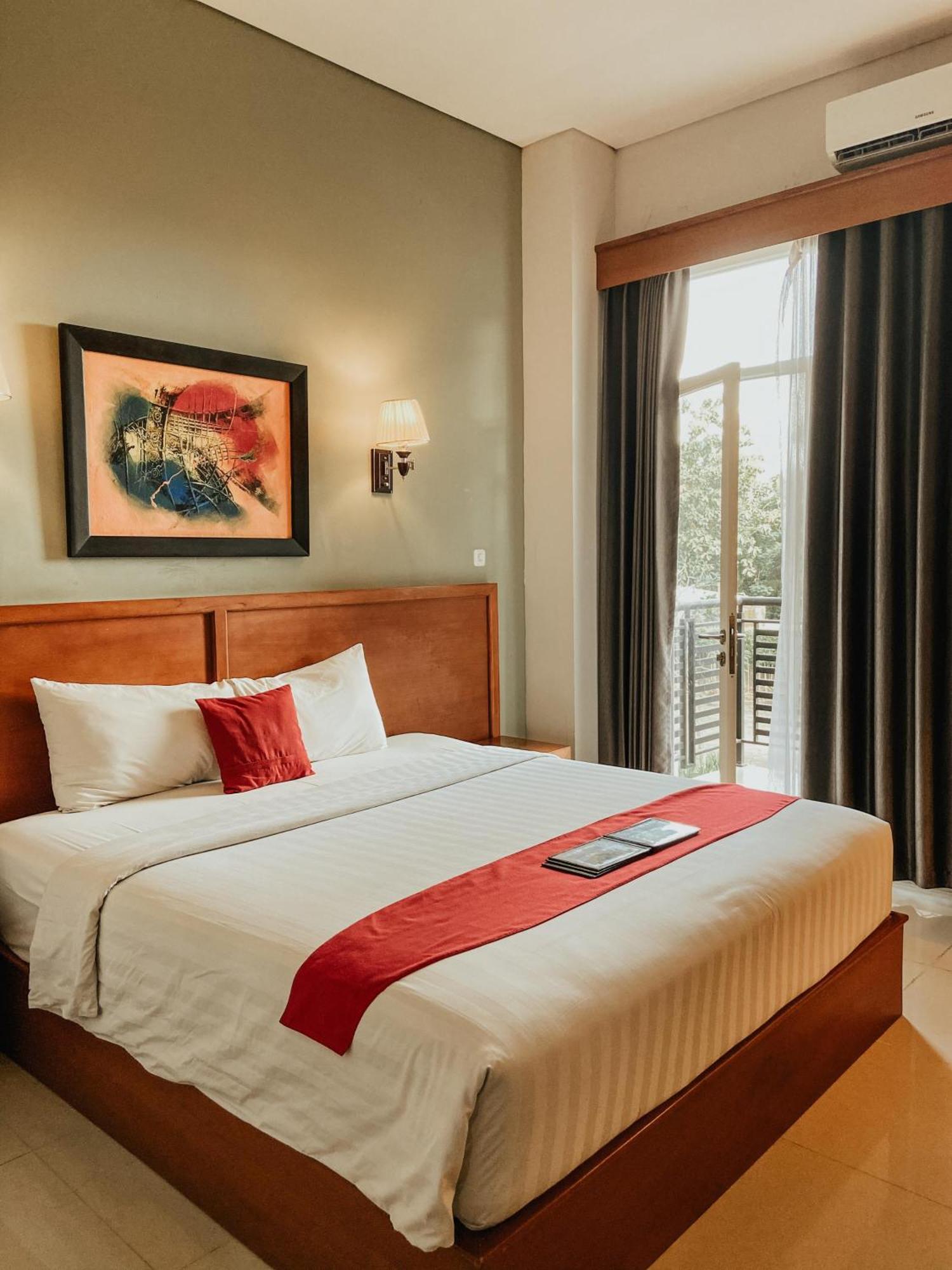 Prima Sr Hotel & Convention Yogyakarta Sleman  Dış mekan fotoğraf