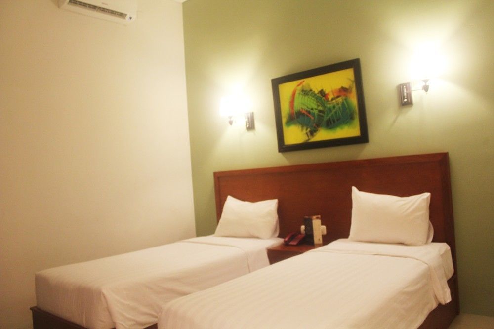 Prima Sr Hotel & Convention Yogyakarta Sleman  Dış mekan fotoğraf