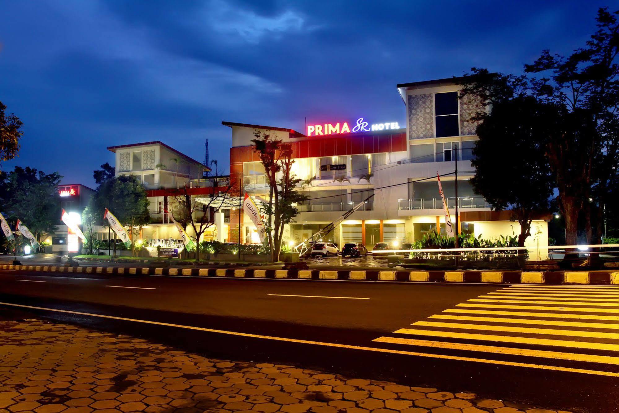 Prima Sr Hotel & Convention Yogyakarta Sleman  Dış mekan fotoğraf