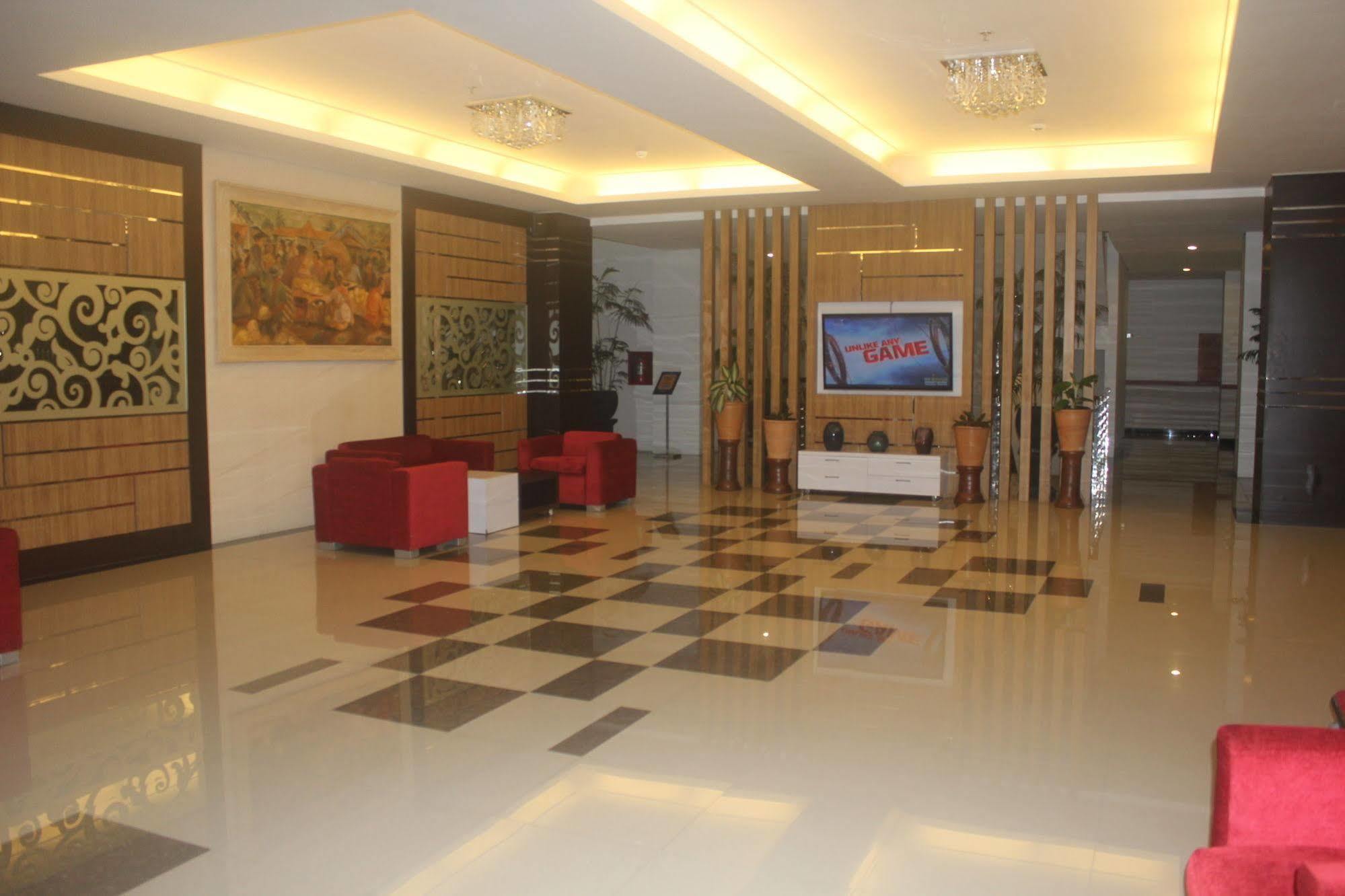 Prima Sr Hotel & Convention Yogyakarta Sleman  Dış mekan fotoğraf