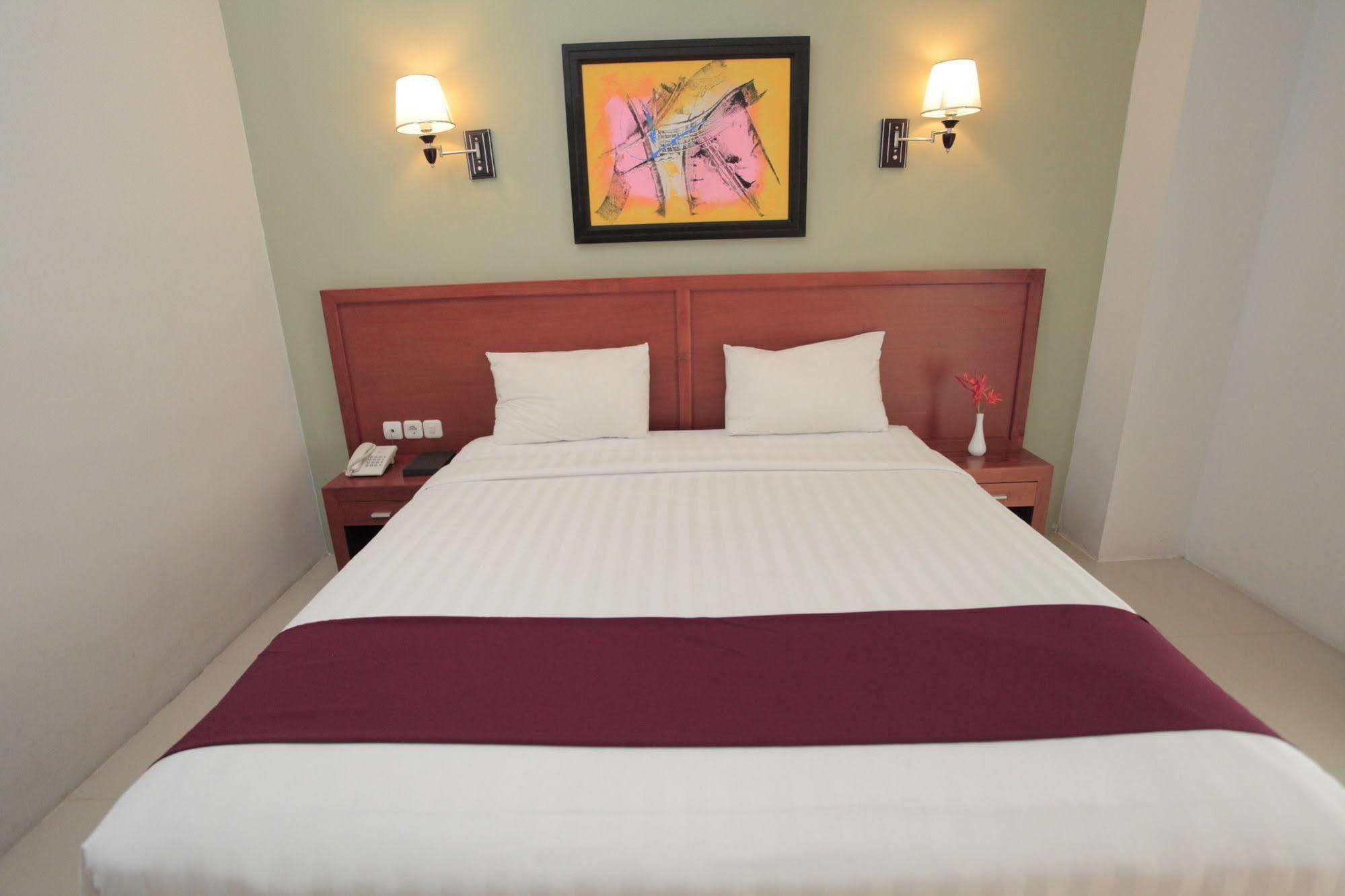 Prima Sr Hotel & Convention Yogyakarta Sleman  Dış mekan fotoğraf